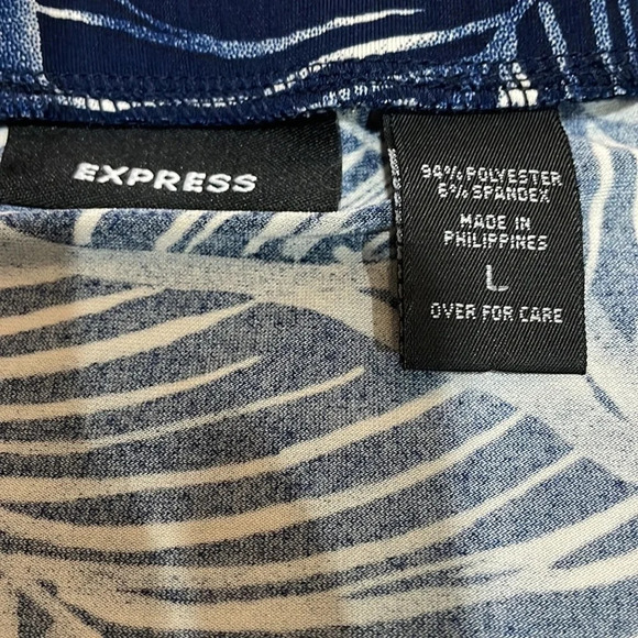Express 2 piece skirt set leaf print L - Picture 13 of 16